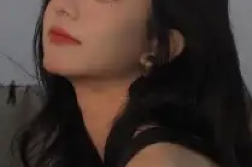 斗鱼女主播忘关摄像头私密画面流出！虚假人设彻底翻车