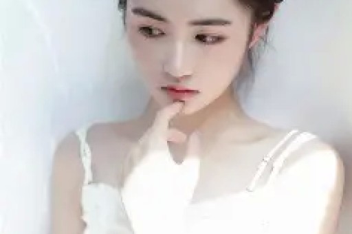 38岁张雨绮近况曝光！经历2段失败婚姻如今直播情绪失控引热议
